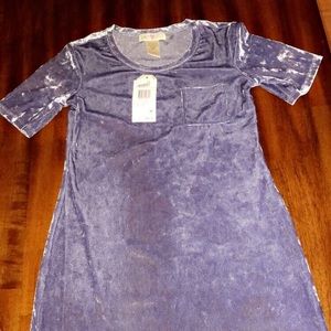 Brand new, never worn girls velvet dress.